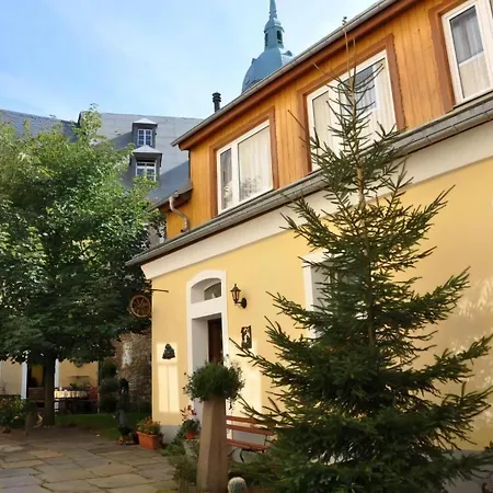 度假居 Auf Zwei Etagen Im Historischen Stadtkern 安娜贝格-布赫霍尔茨
